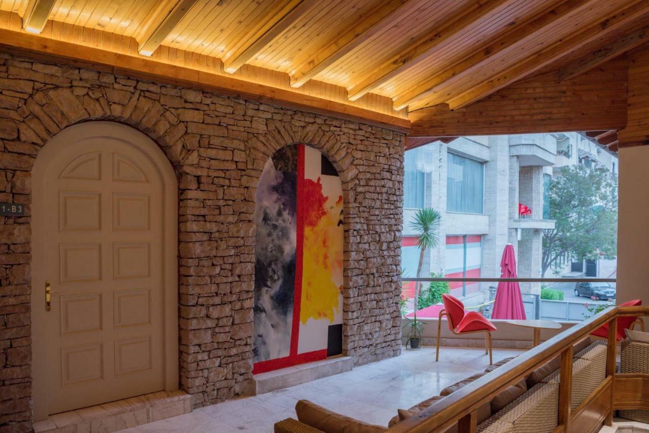 Mosaic Hostel Tirana